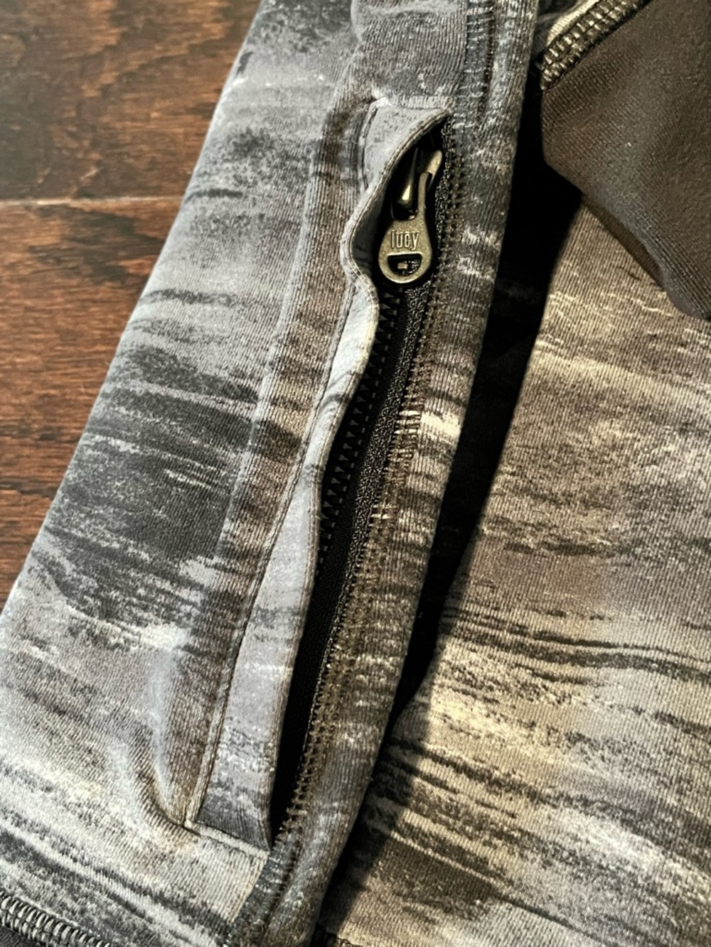 Lucy Tech Zip Jacket - Picture 5 of 7